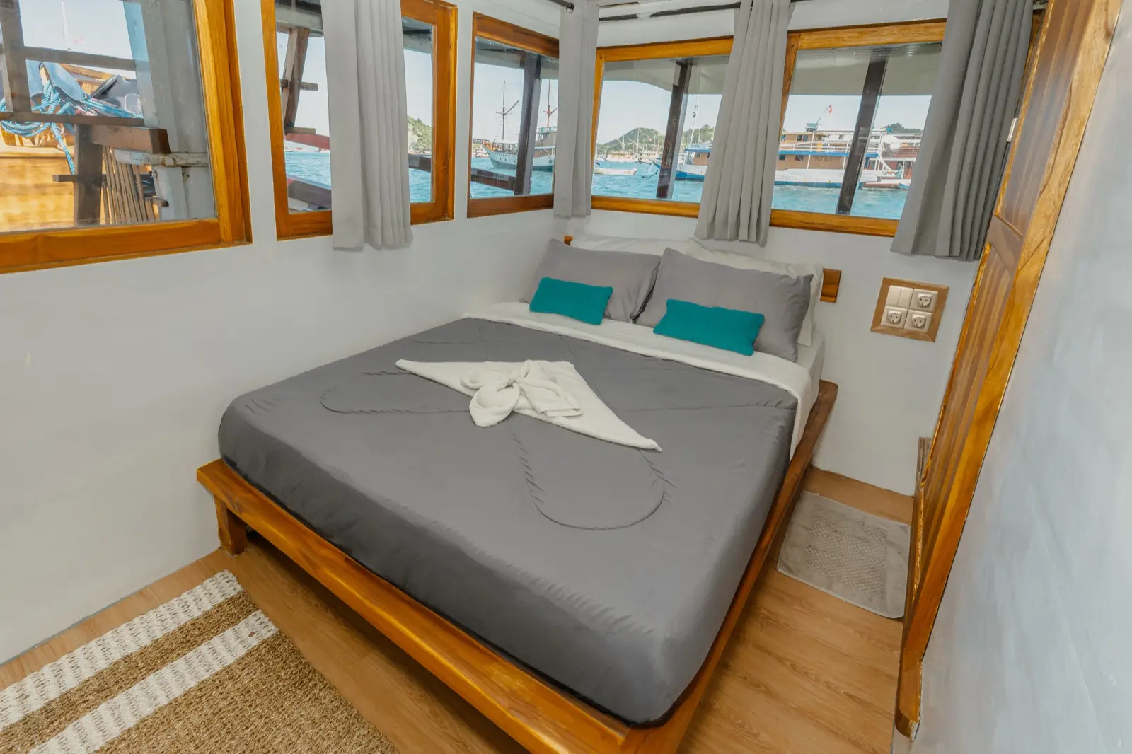 Amore 上的 Private Cabin (Main Deck)