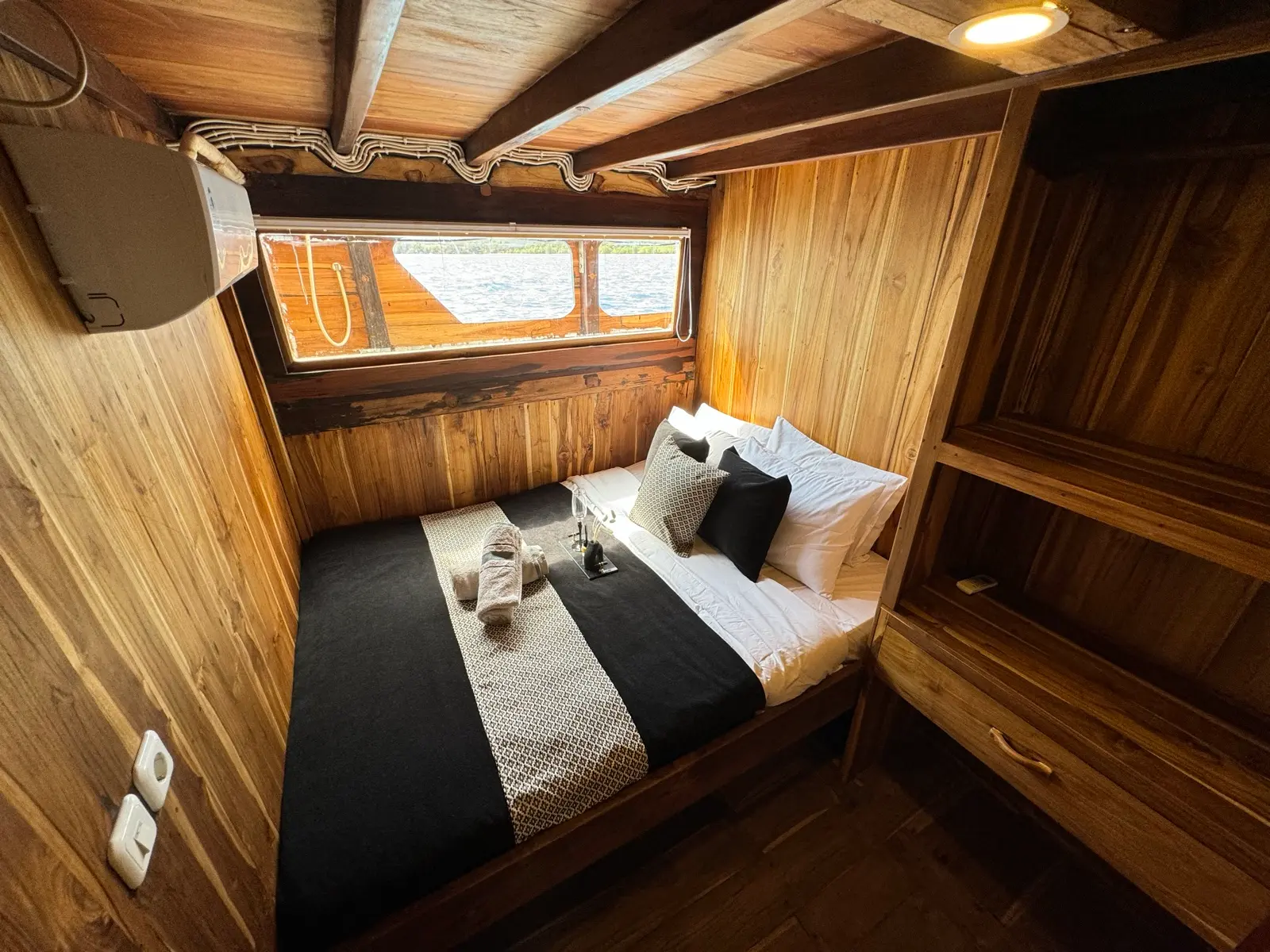 Blackbeard 上的 Deluxe Room