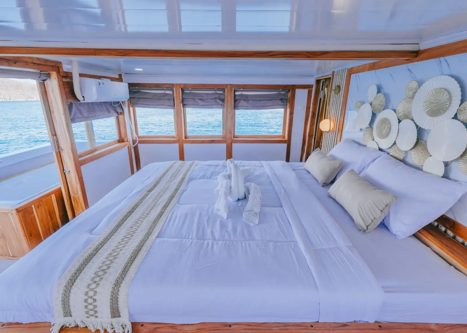 Bombana 2 上的 Master Cabin
