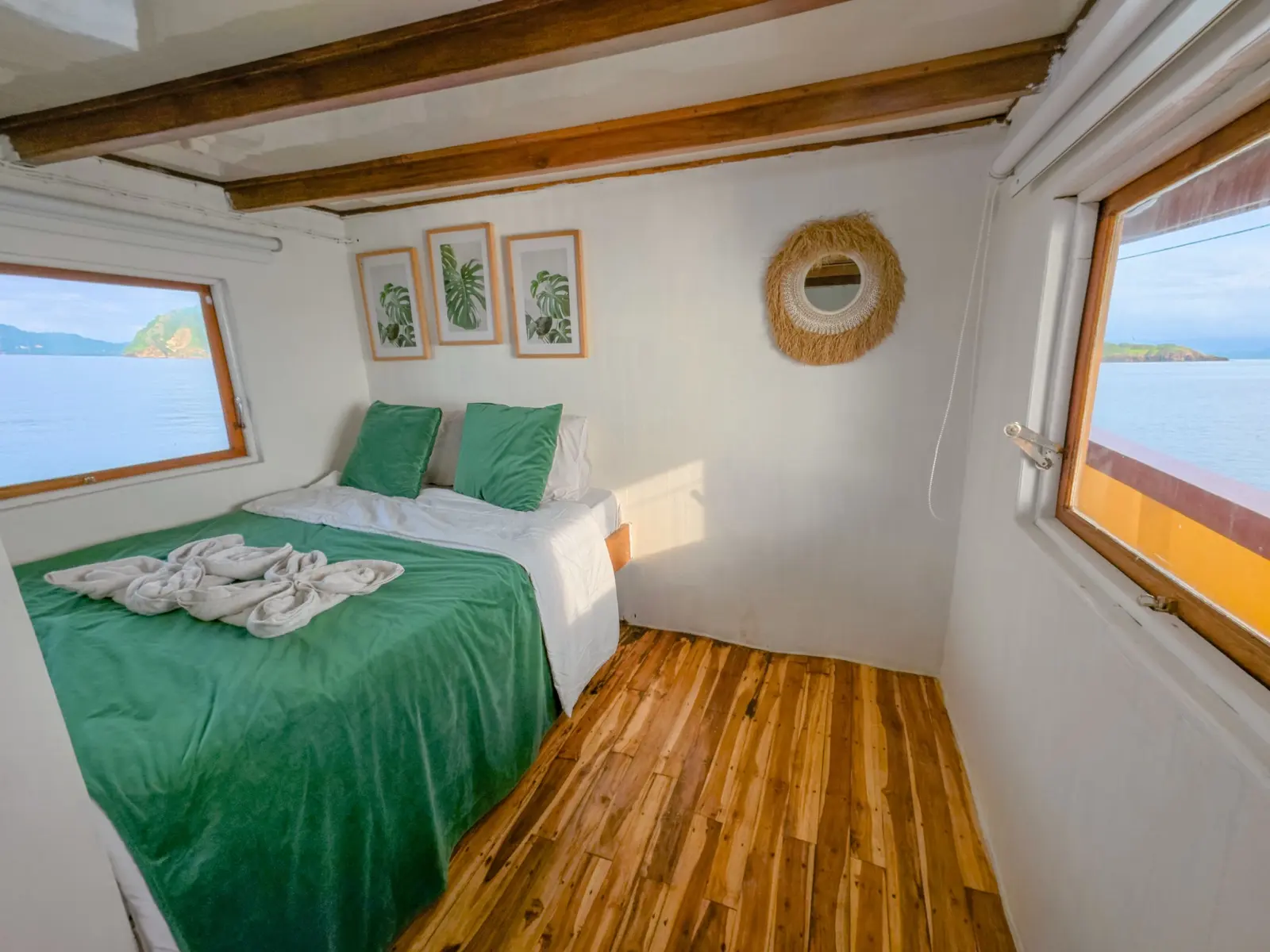 Hatira Hela 上的 Deluxe Cabin 2