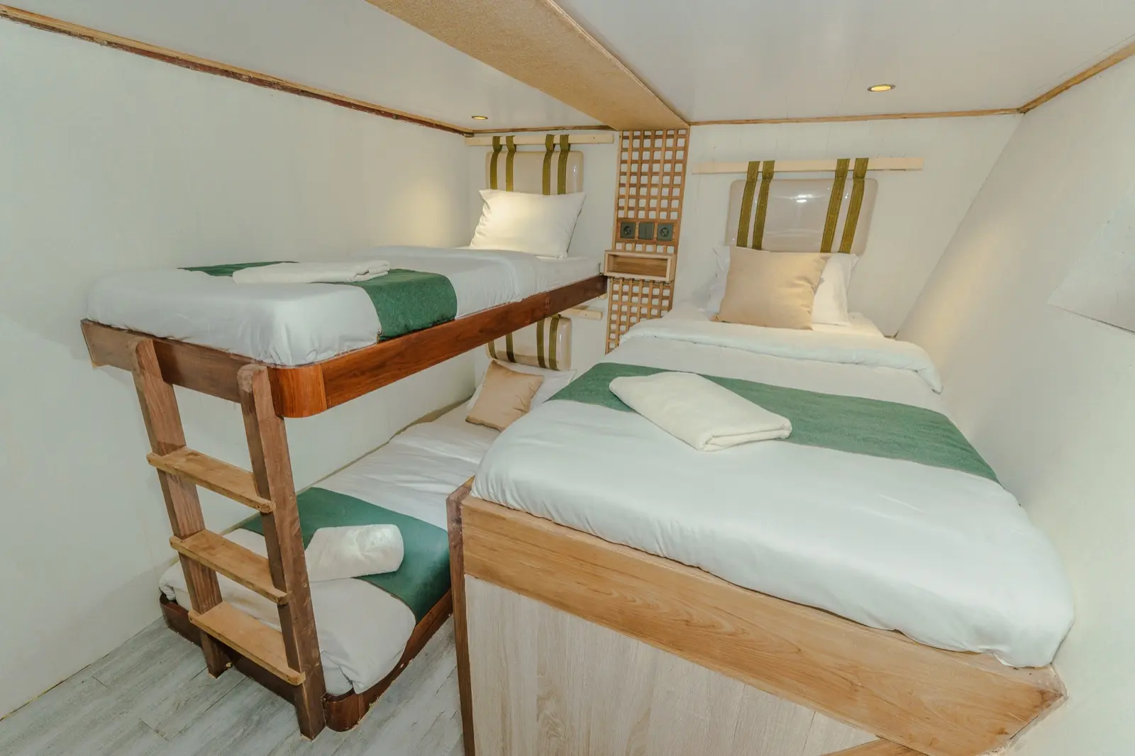 Marea 上的 Sharing Cabin 3