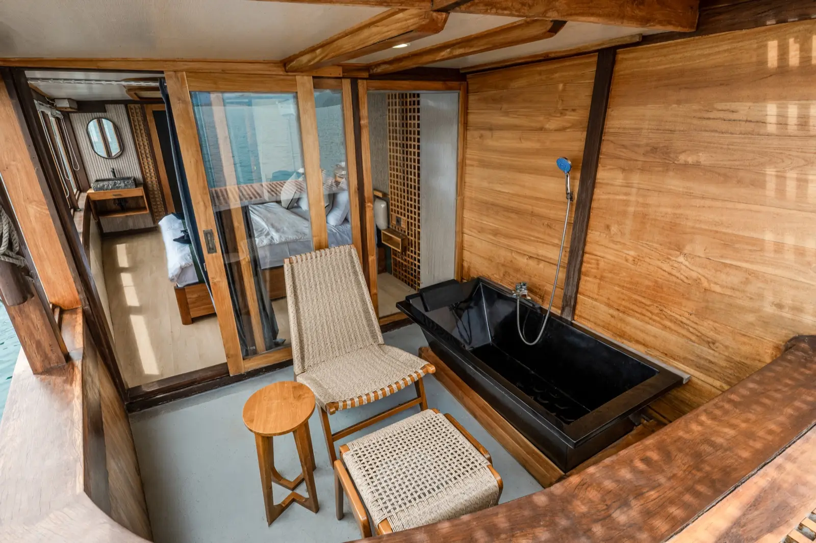 Marea 上的 Signature Cabin