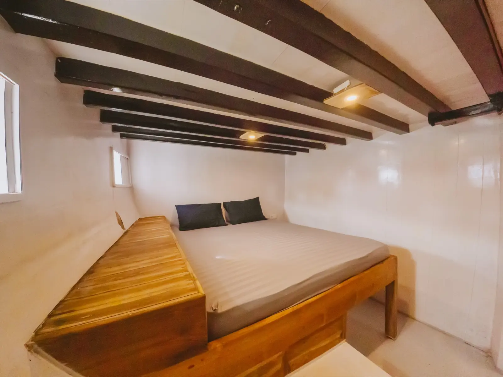 NOX 上的 Superior Cabin 1