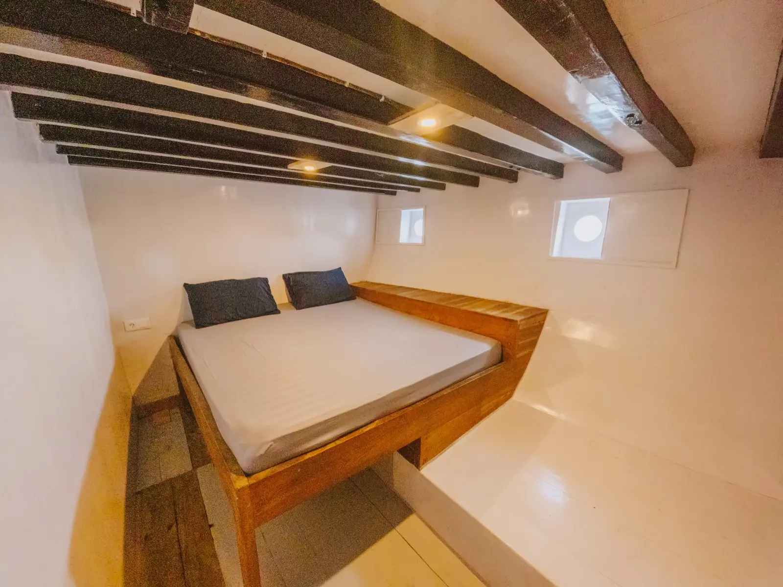 NOX 上的 Superior Cabin 2