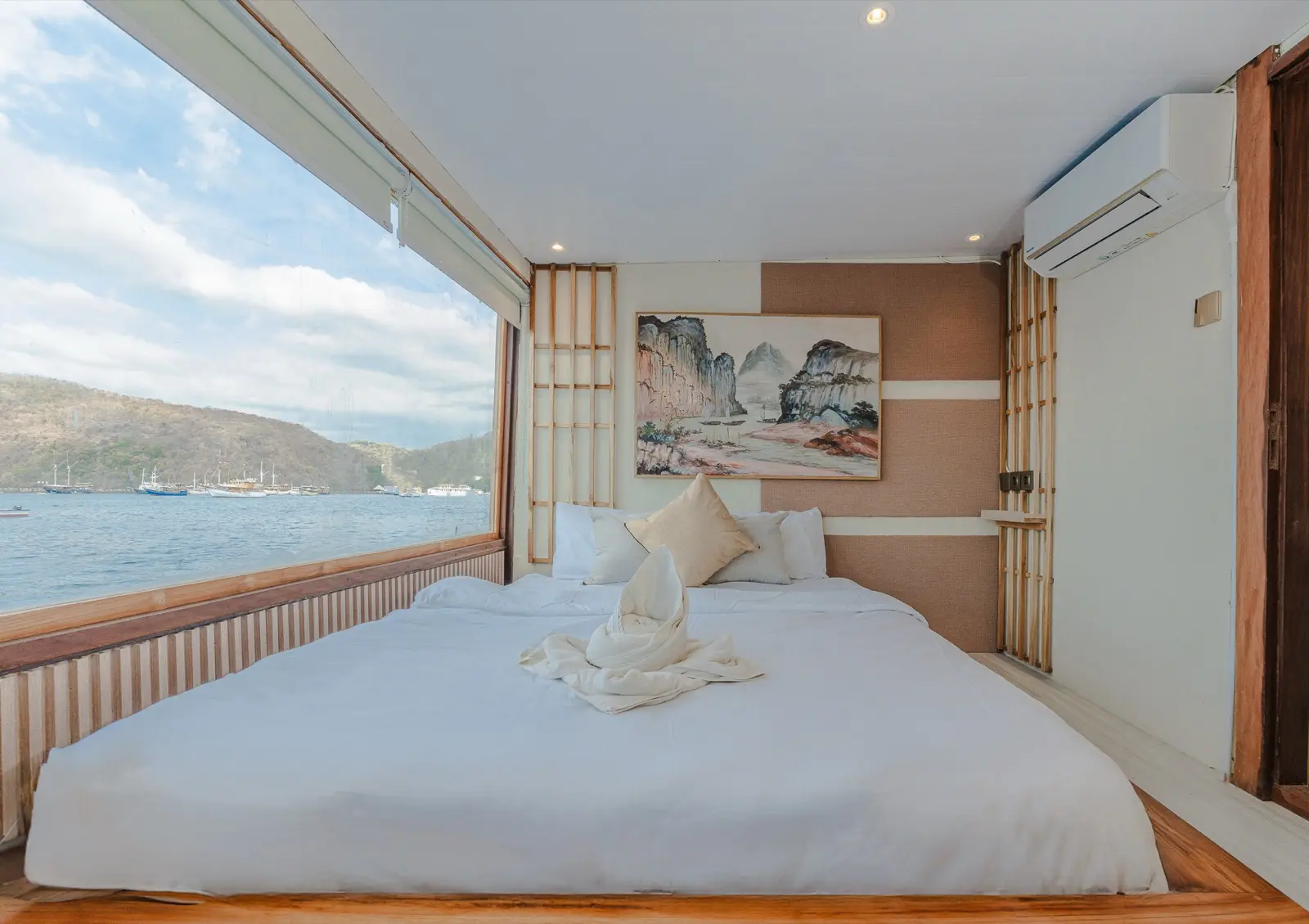 Sora 上的 Master Cabin