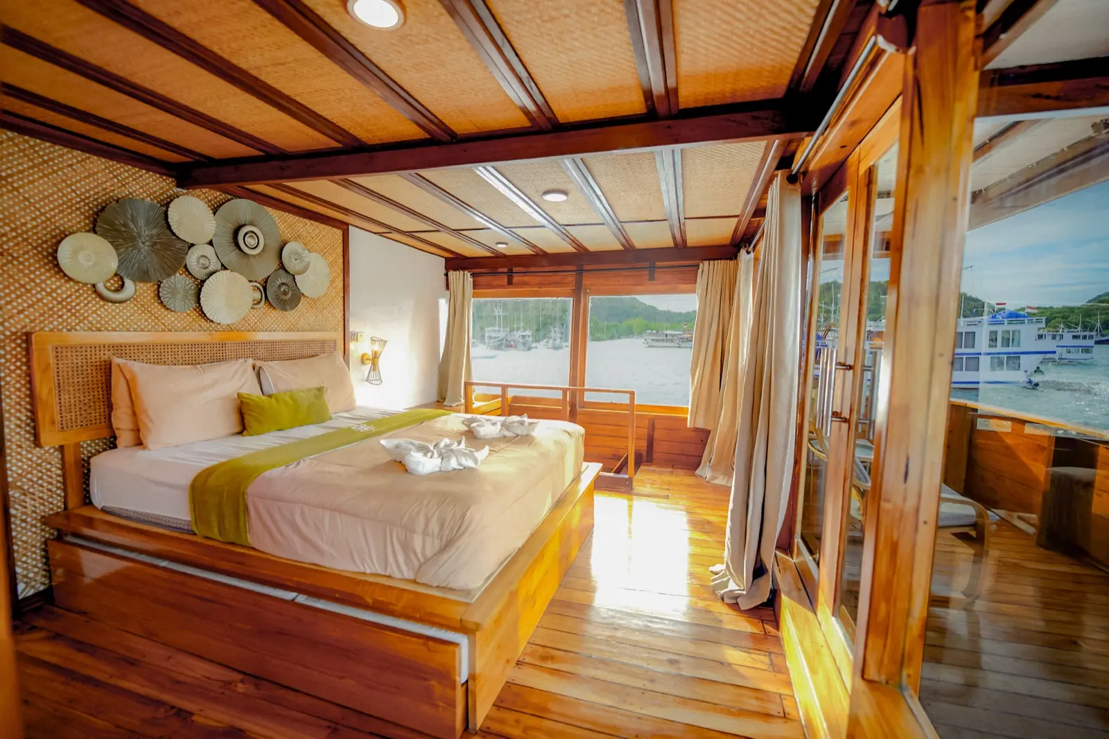 Yumana 上的 Royal Master Cabin