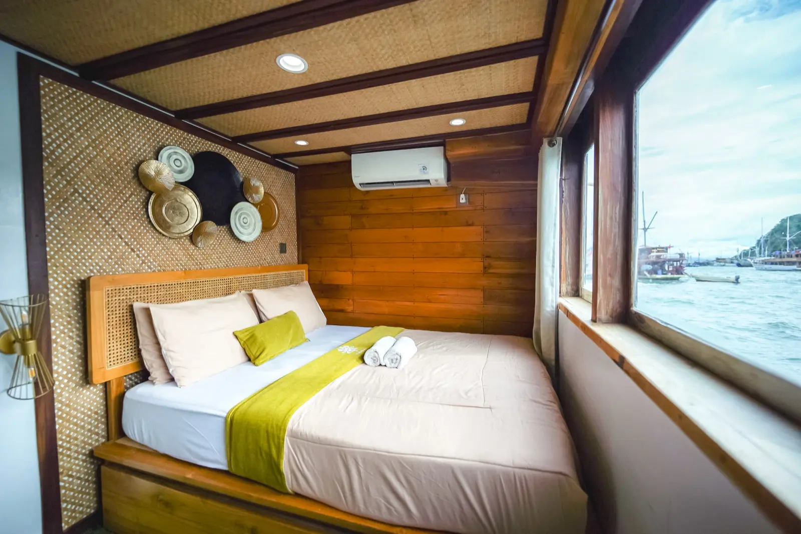 Yumana 上的 Signature Cabin (Main Deck)